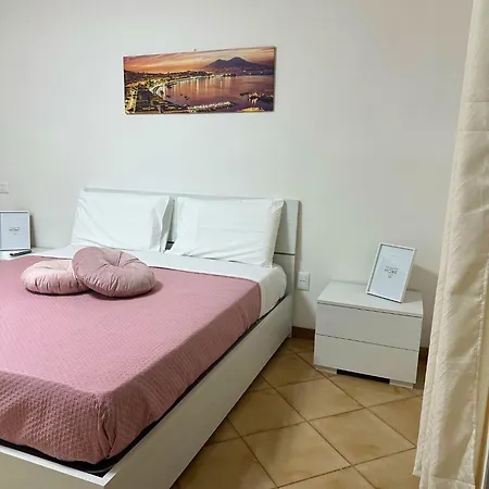 Sasha House Nápoly