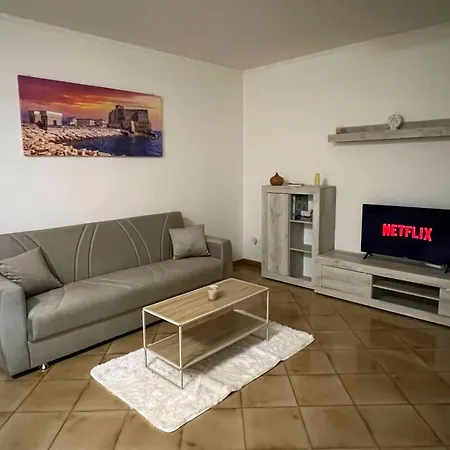 Sasha House Nápoly